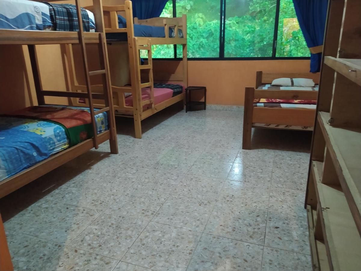 Grand Selva Lodge & Tours Тена Екстериор снимка