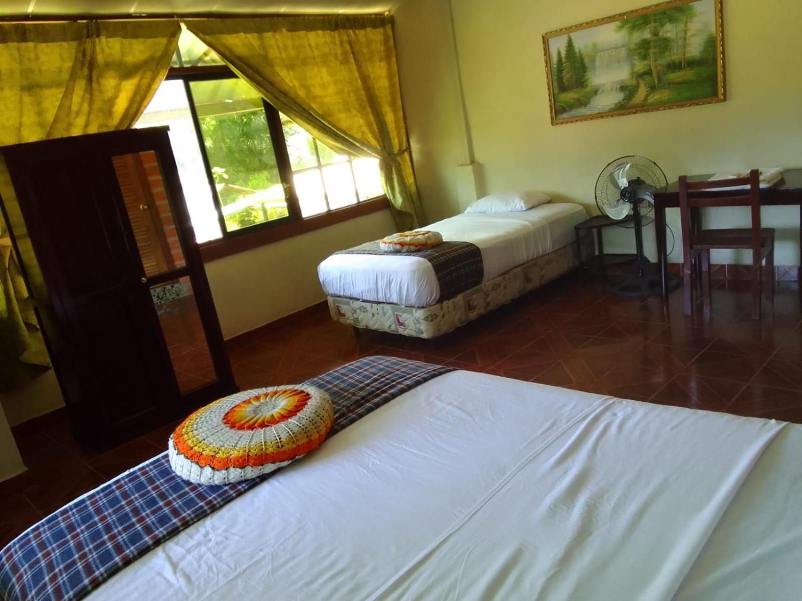 Grand Selva Lodge & Tours Тена Екстериор снимка